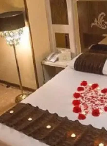 اتاق مخصوص زوج در هتل آفتاب شرق مشهد