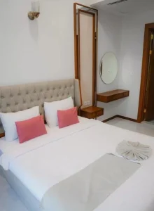 هتل بزرگ اراد