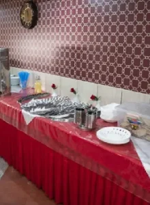 هتل سفیران سلف سرویس صبحانه