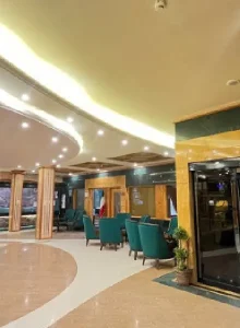 لابی ورودی هتل کیان