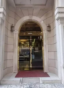 ورودی هتل ساکن